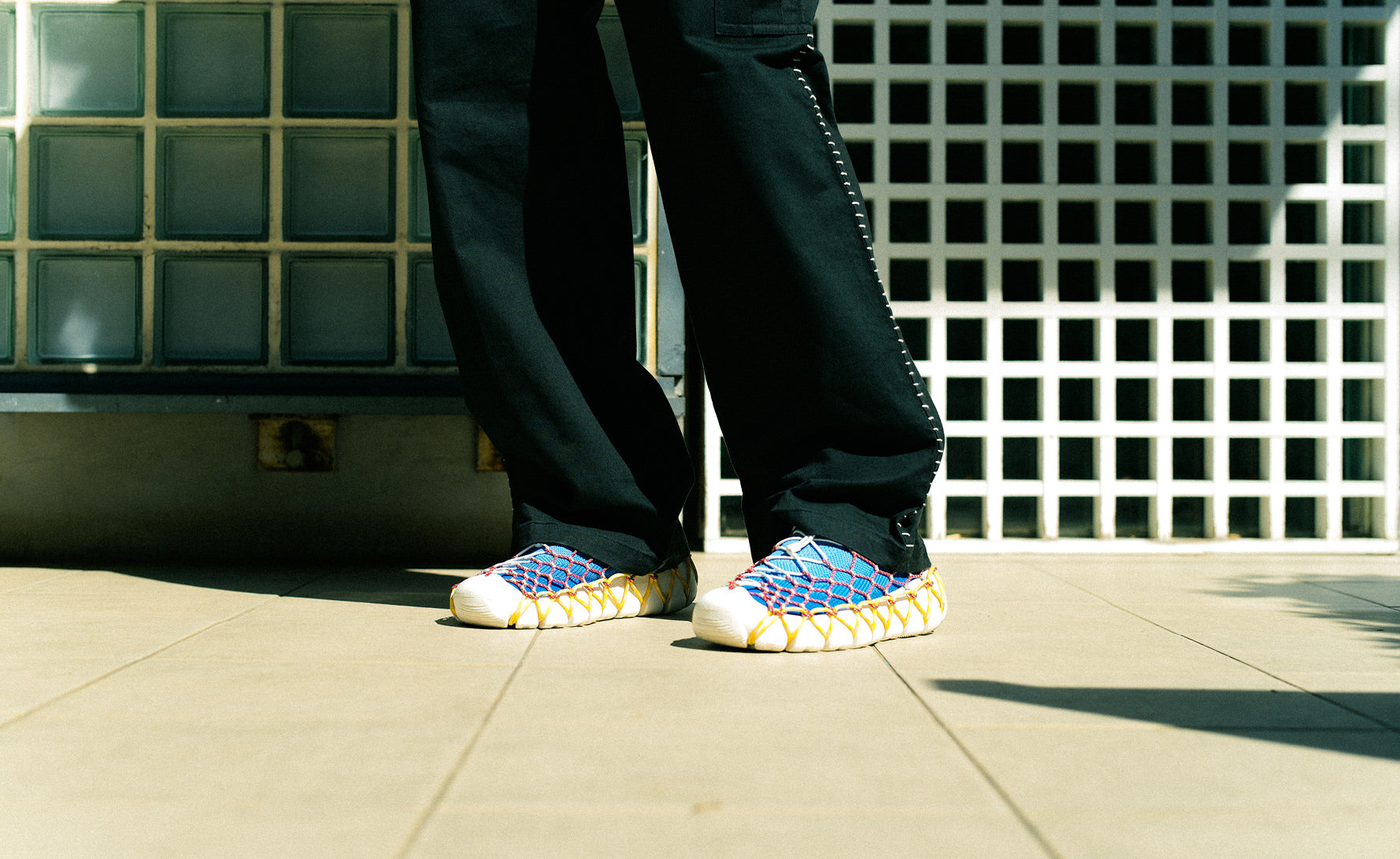 Men's UNEEK 360 Space Available Sneaker | Azure Blue/Star White - Image 7