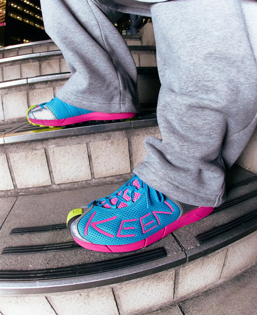 Women's A86 Sneaker | Swedish Blue/Shocking Pink - Image 8